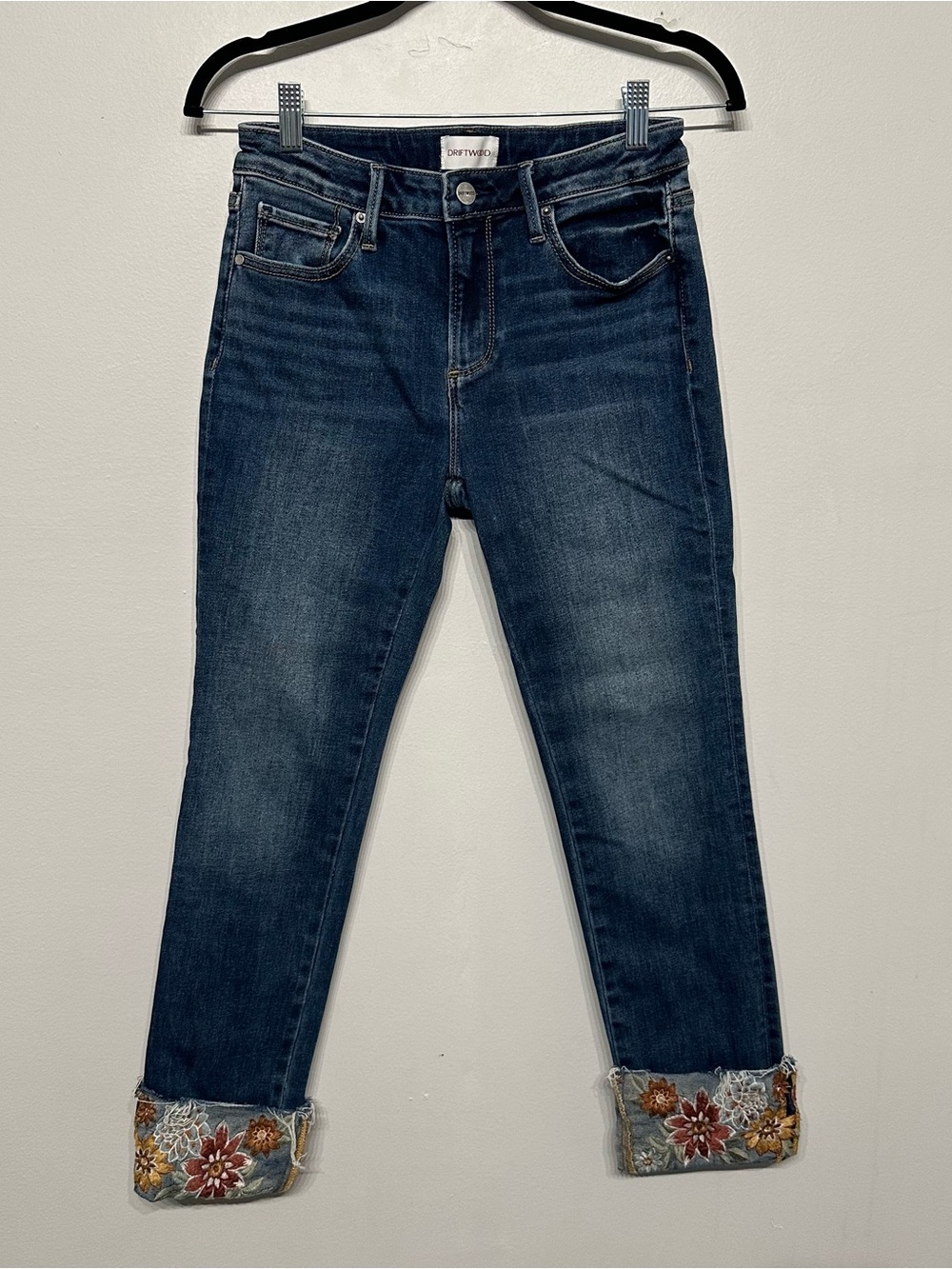 Driftwood Colette Floral Embroidered Cuff Jeans 26